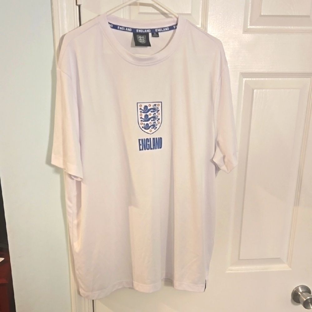 White England Soccer Jersey Size Xl